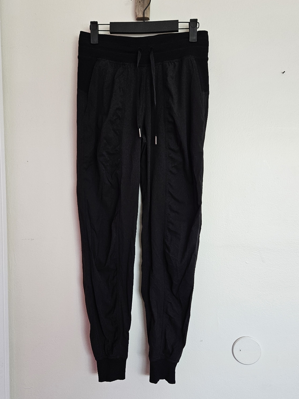 Lululemon Dance Studio Mid-Rise Jogger Size 4 Black - Picture 2 of 4